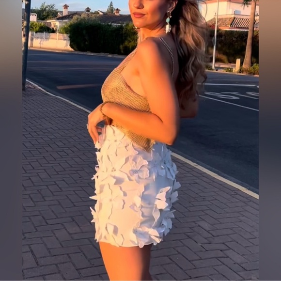 ZARA FLORAL MINI SKIRT - Picture 14 of 16